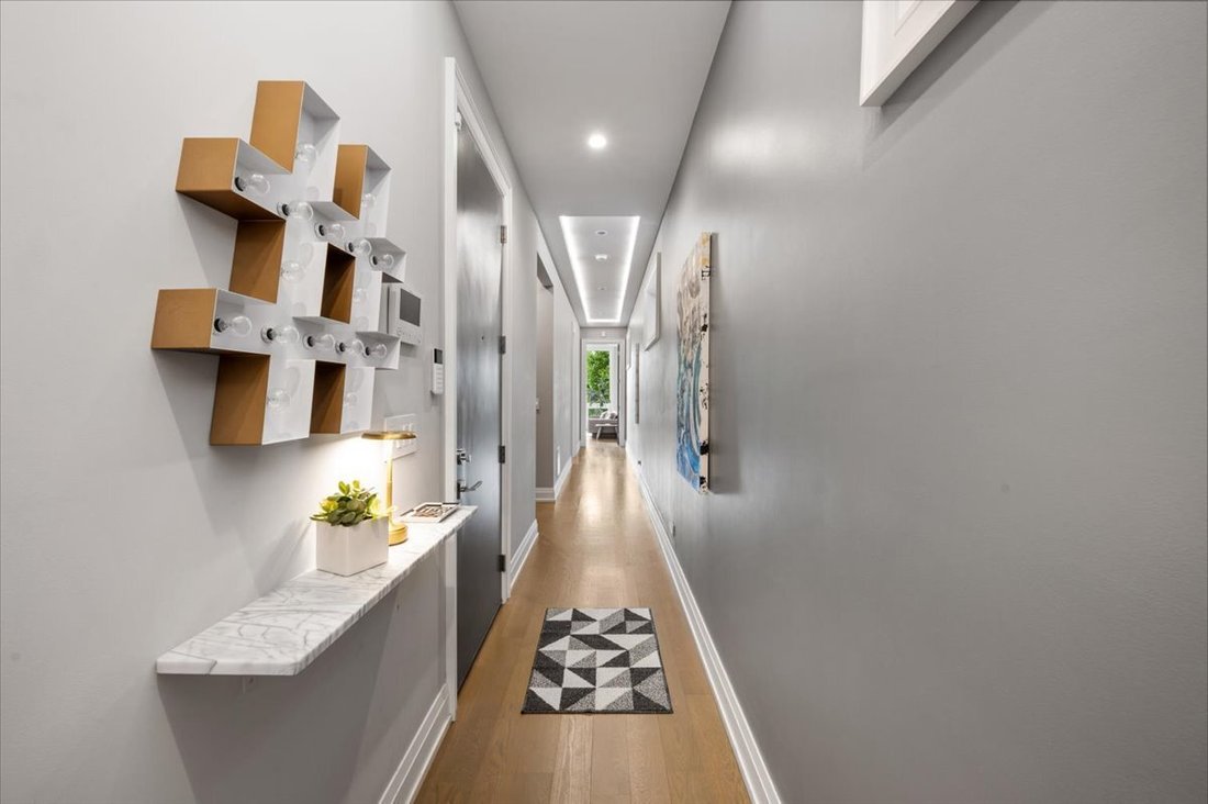 Condo in Chicago, Illinois, United States 3 - 18496937