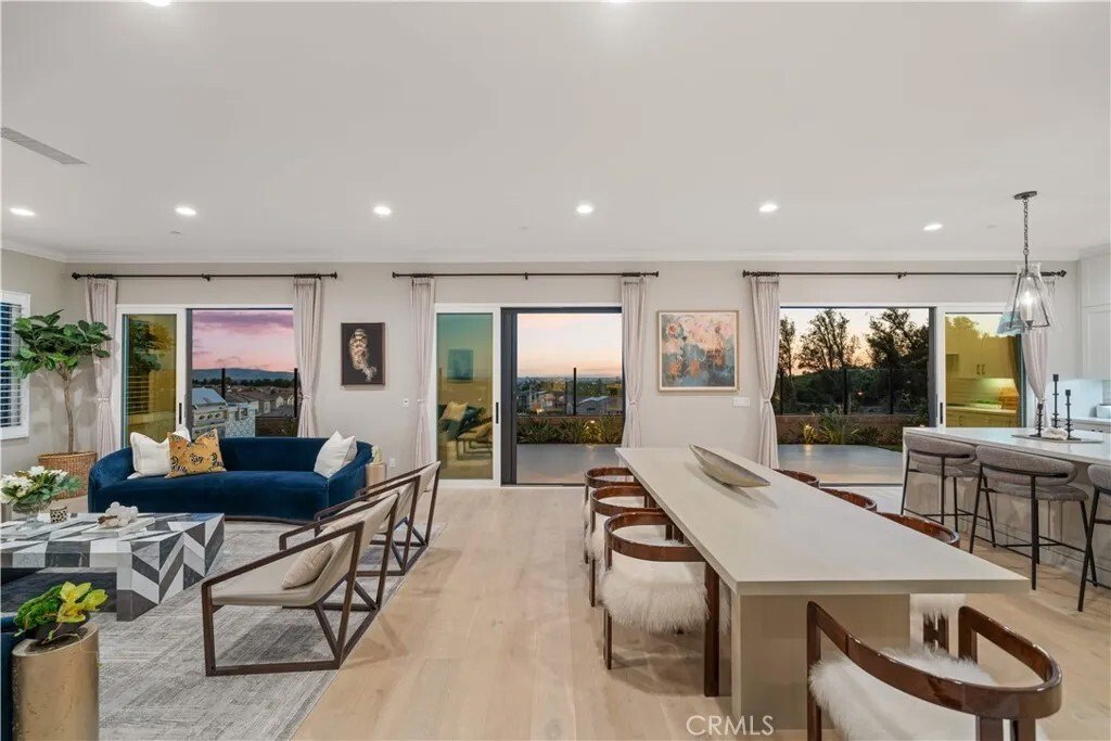House in Irvine, California, United States 4 - 18072143