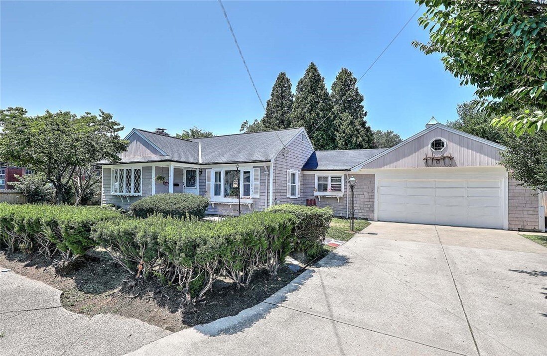House in East Providence, Rhode Island, United States 2 - 18497361