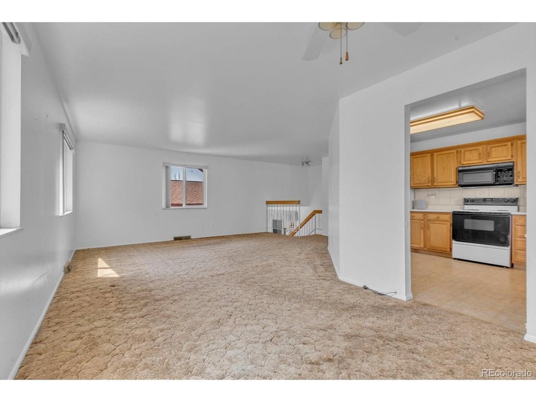 Arvada, Colorado, United States 5 - 18496656