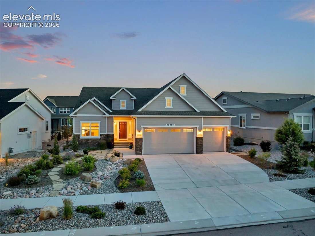 House in Colorado Springs, Colorado, United States 3 - 18497234