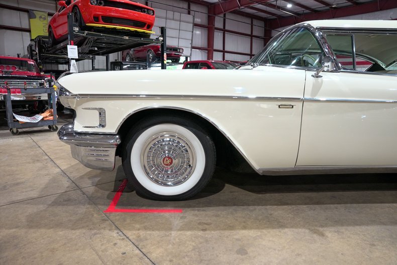 Coupe in Grand Rapids, United States 3 - 18497645