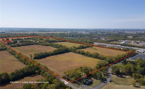 Land in Franklin, Ohio, United States 1