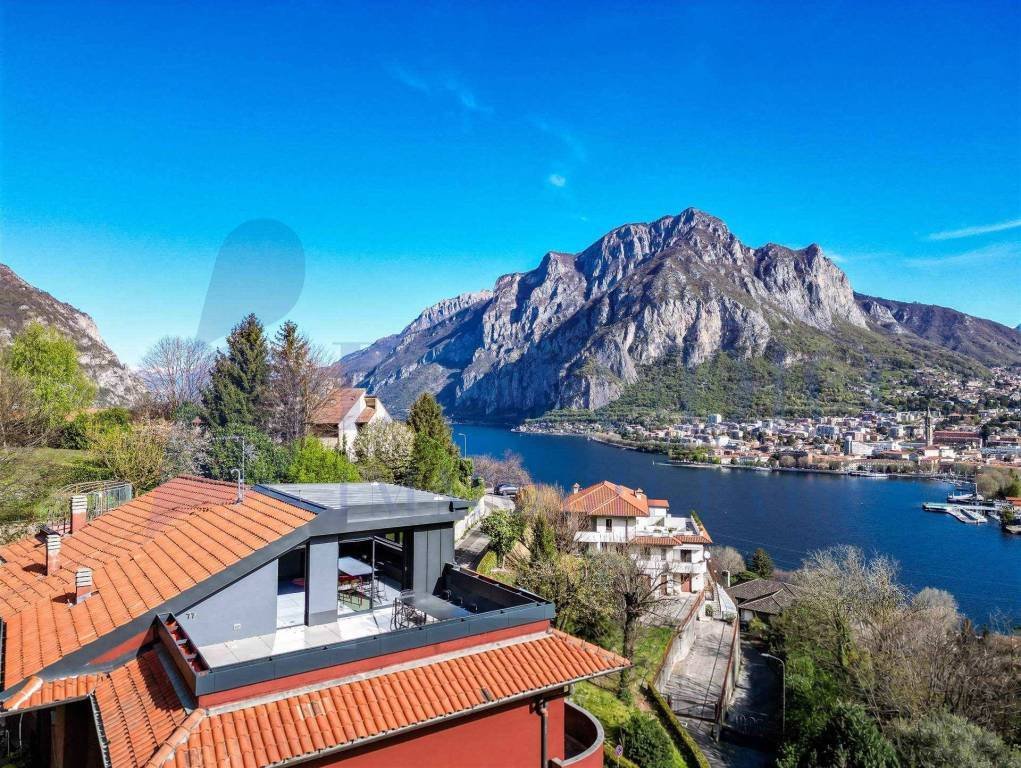 Apartment in Malgrate, Lombardy, Italy 1 - 18496760