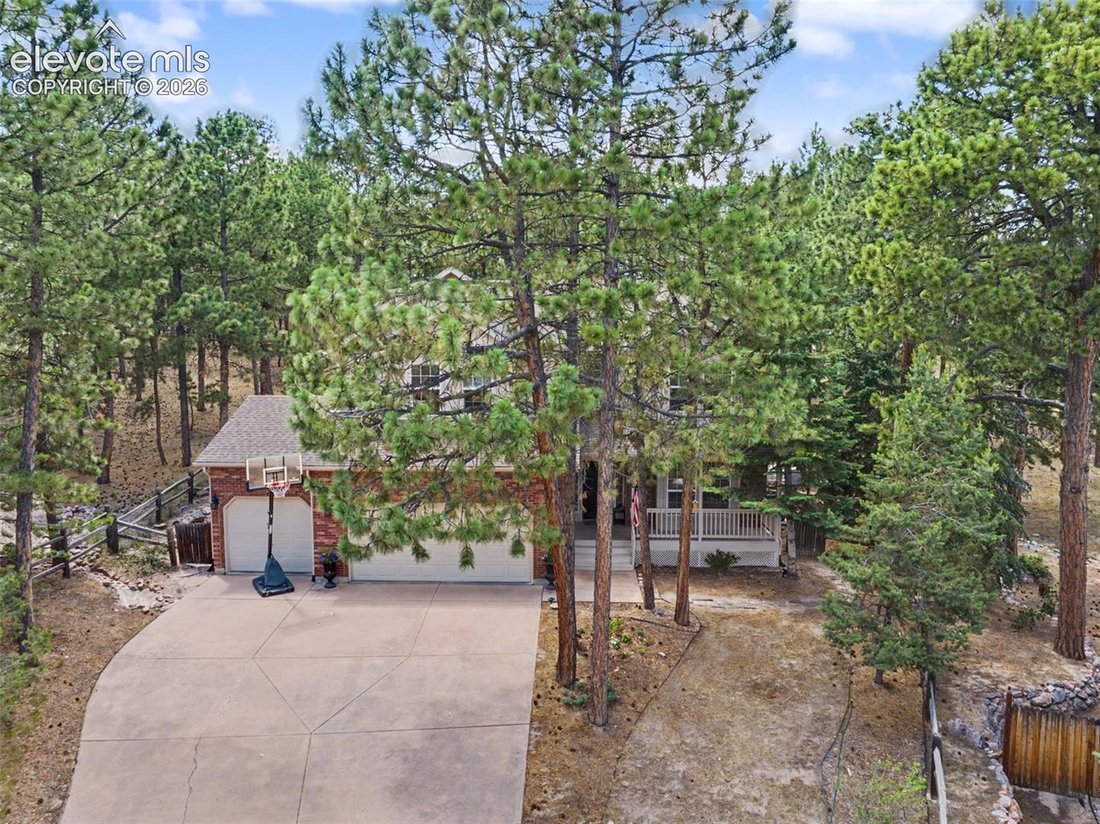 House in Colorado Springs, Colorado, United States 3 - 18497213