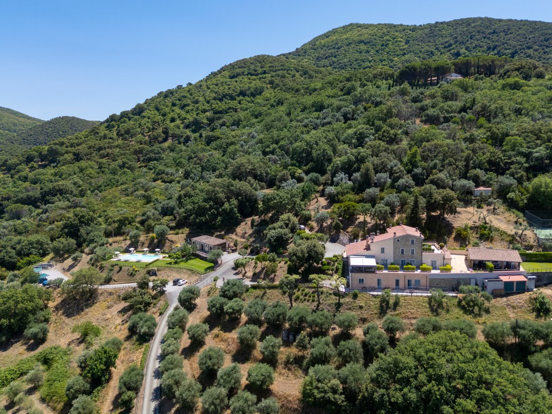 Estate in Scarlino, Tuscany, Italy 1 - 18463733