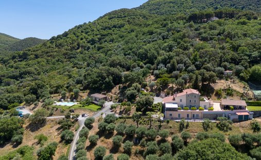 Estate in Scarlino, Tuscany, Italy 1