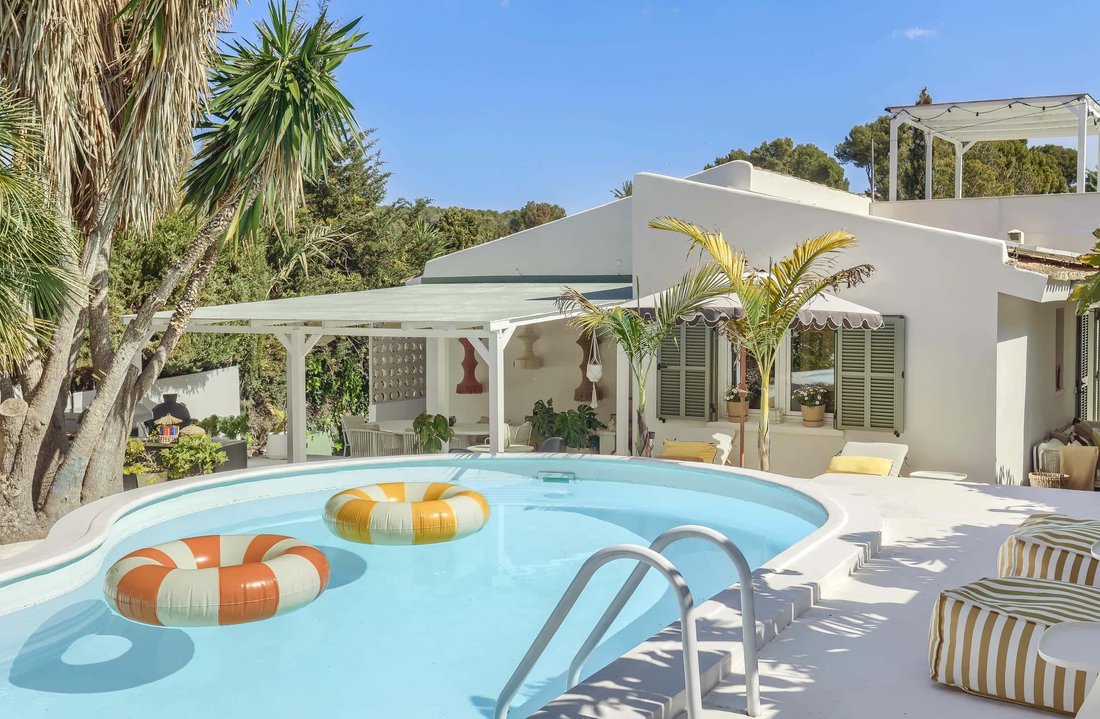Villa in Costa de la Calma, Calvia, Balearic Islands 1 - 18497558