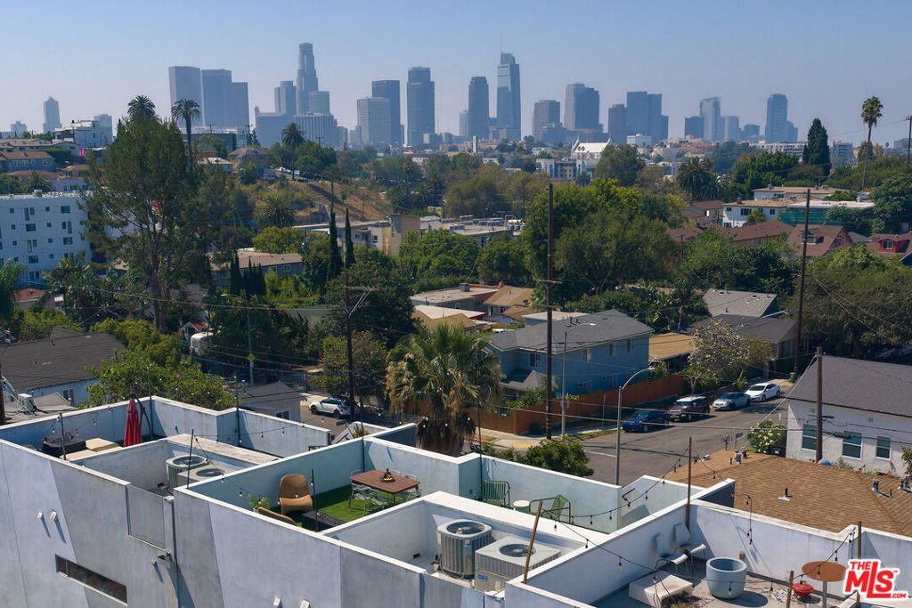 House in Los Angeles, California, United States 4 - 18439161