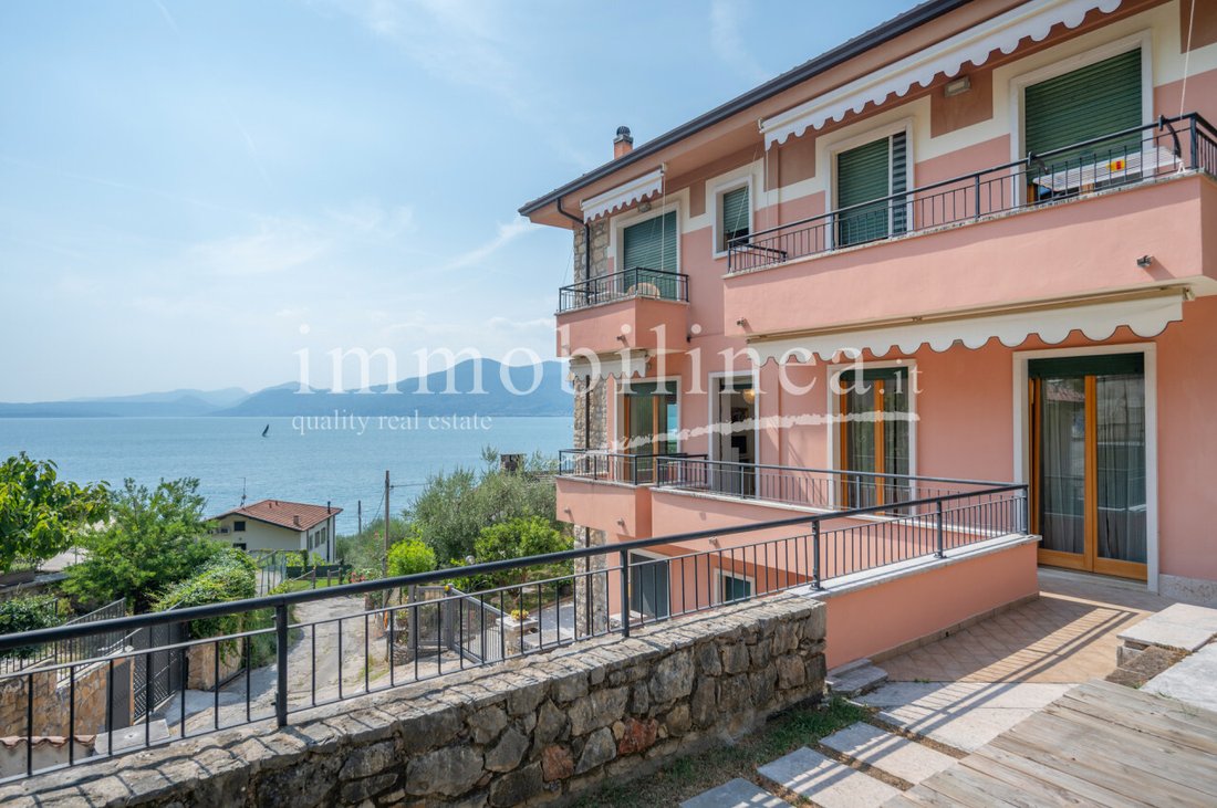 Apartment in Torri del Benaco, Veneto, Italy 1 - 18496733