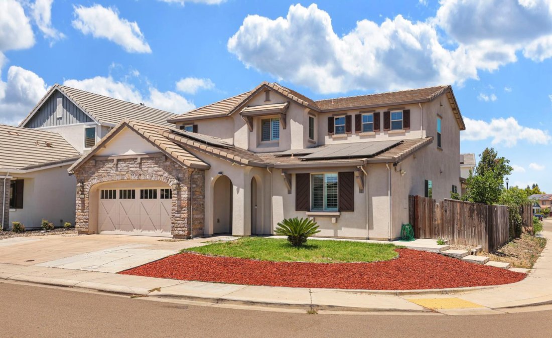 House in Manteca, California, United States 3 - 18497205