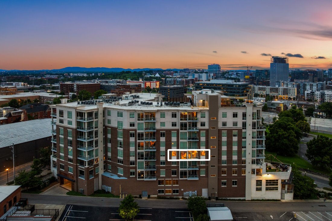 Condo in Nashville, Tennessee, United States 4 - 18497310