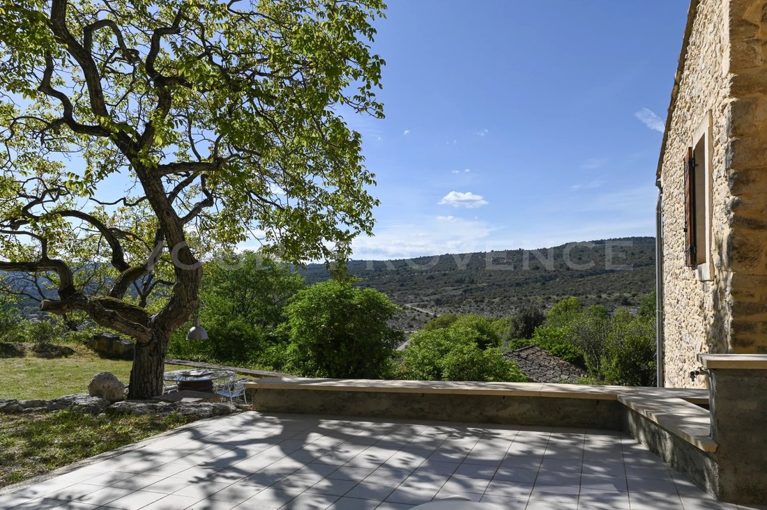 House in Lioux, Provence-Alpes-Côte d'Azur, France 1 - 18496866
