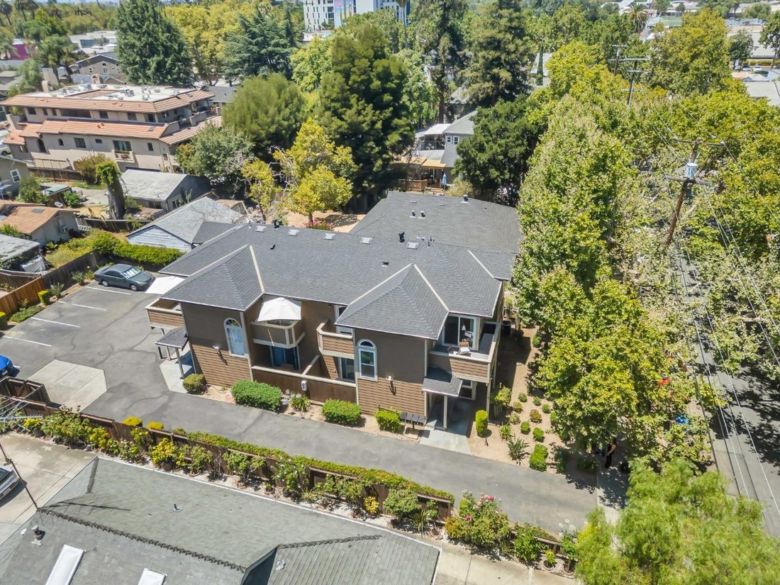 San Jose, California, United States 1 - 18496669