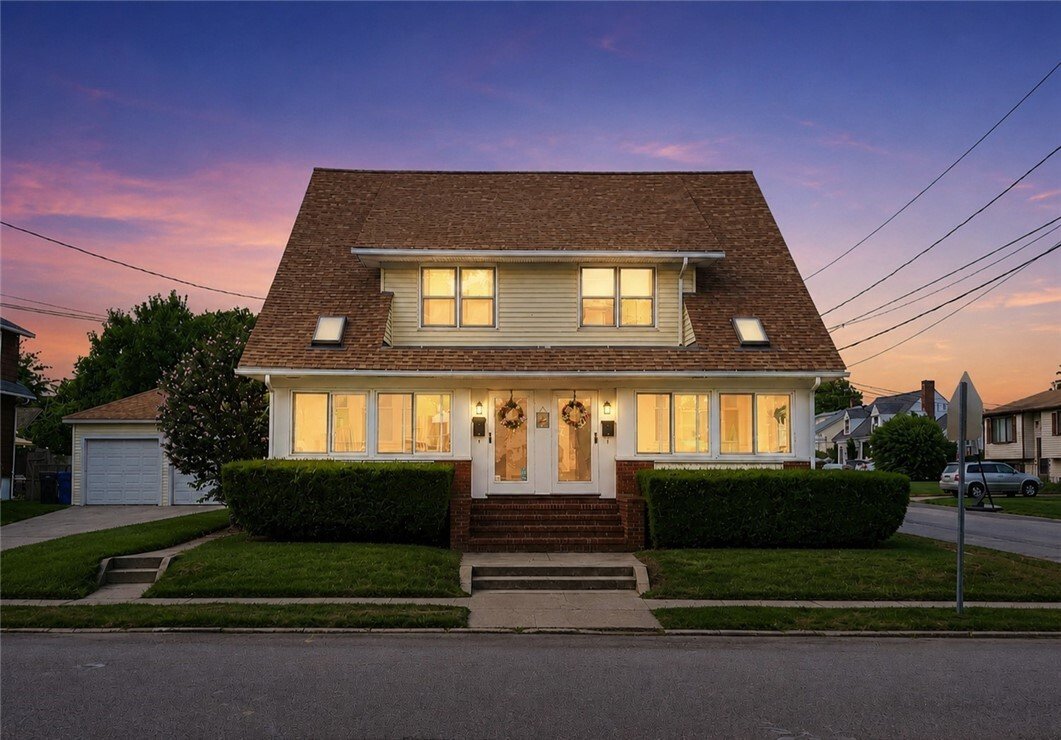 Cranston, Rhode Island, United States 2 - 18497356