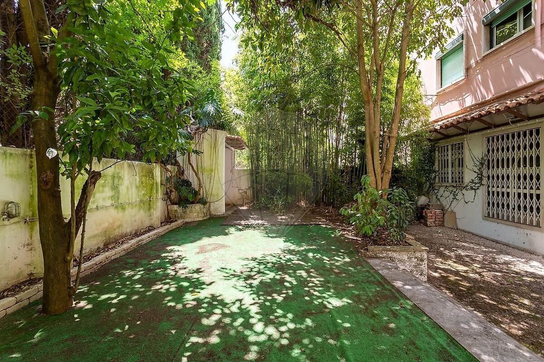 Apartment in Alvalade, Lisbon, Portugal 2 - 18497528
