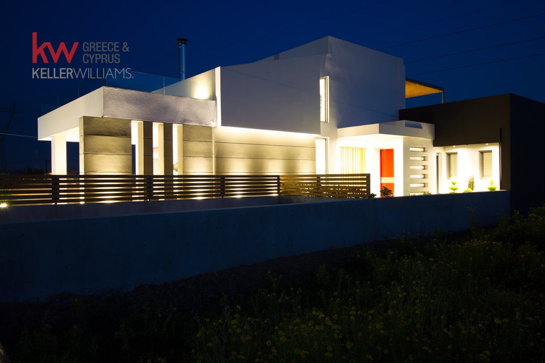 Villa in Chalkida, Thessaly and Central Greece, Greece 3 - 18497497