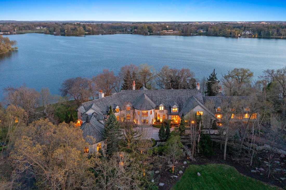 House in Okauchee Lake, Wisconsin, United States 1 - 18497233