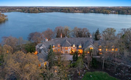 House in Okauchee Lake, Wisconsin, United States 1