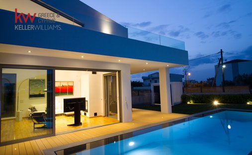 Villa in Chalkida, Thessaly and Central Greece, Greece 1