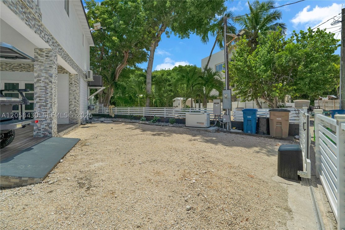 House in Key Colony Beach, Florida, United States 4 - 18497032