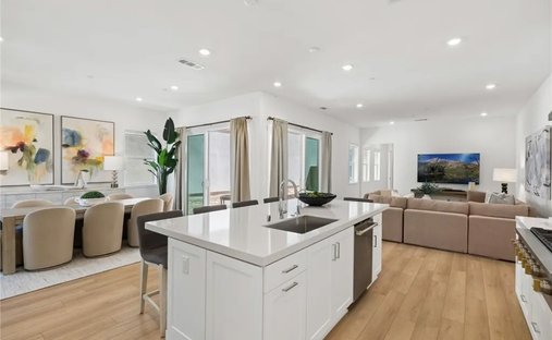 Condo in Irvine, California, United States 1