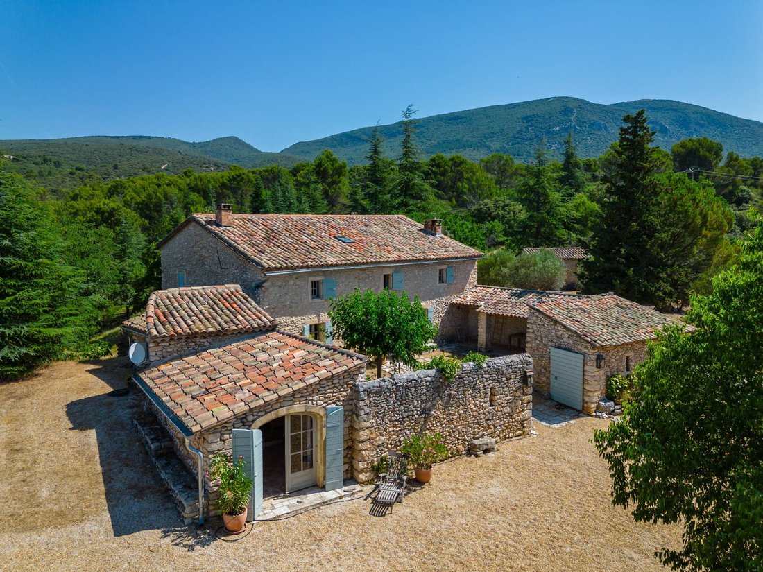 House in Rustrel, Provence-Alpes-Côte d'Azur, France 2 - 18496923