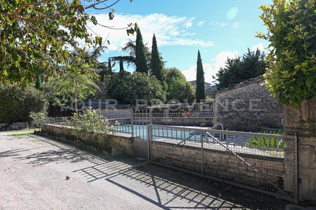 Haus in Cabrières-d'Avignon, Provence-Alpes-Côte d'Azur, Frankreich 2 - 18496915