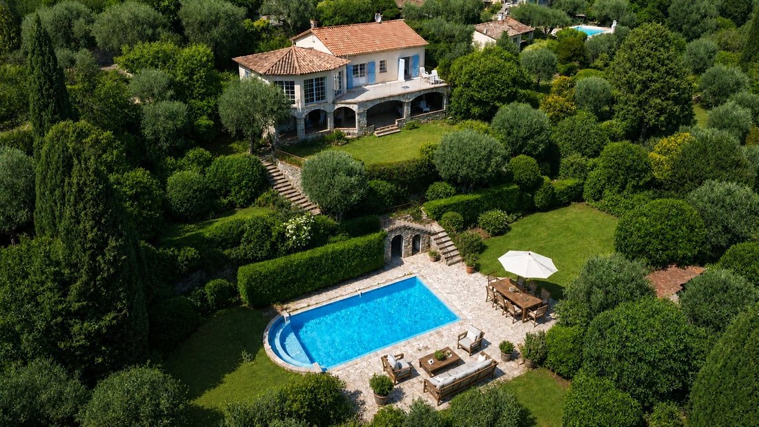 Villa in Spéracèdes, Provence-Alpes-Côte d'Azur, France 1 - 18437200