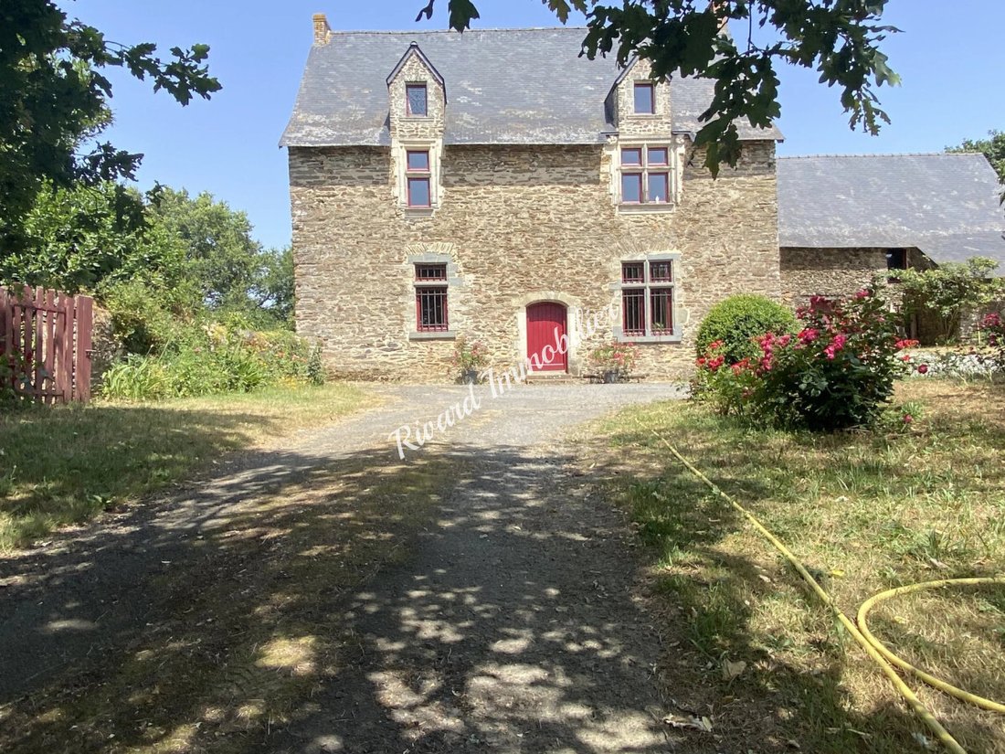House in Château-Gontier, Chateau-Gontier-sur-Mayenne, France 1 - 18496849