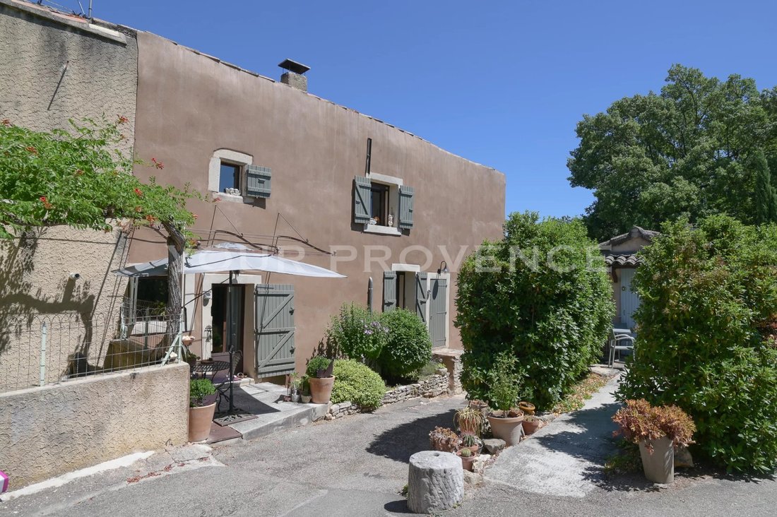 Apartment in Goult, Provence-Alpes-Côte d'Azur, France 1 - 18496987