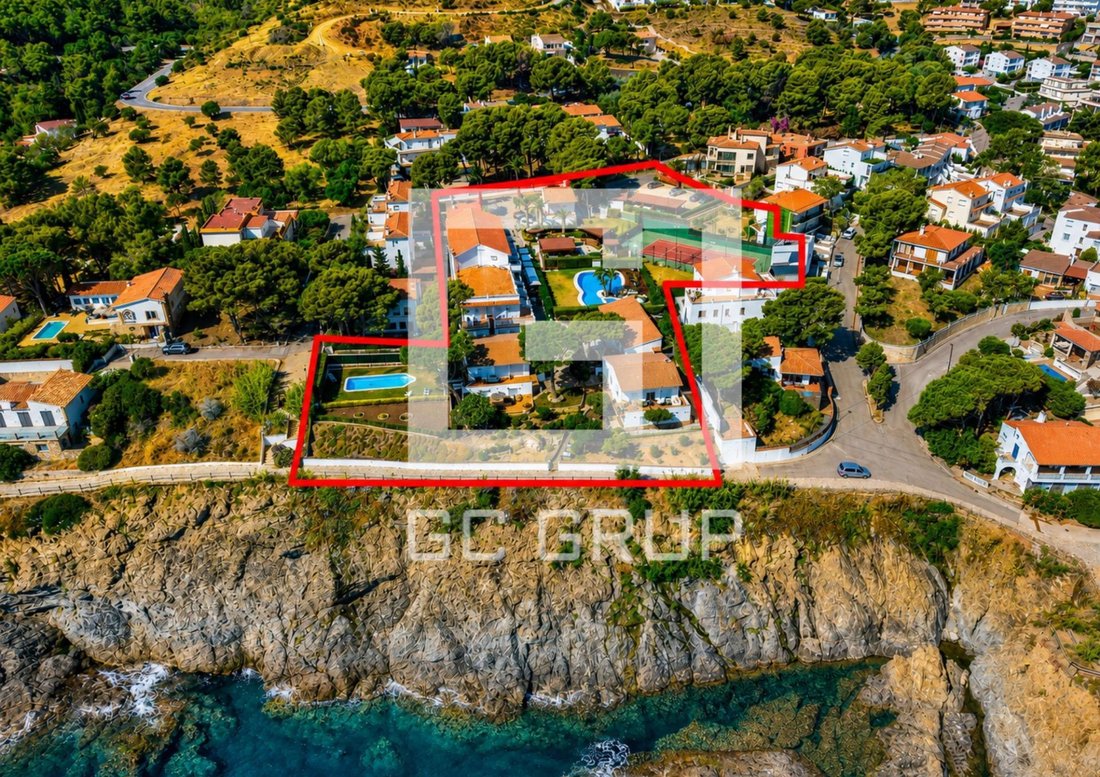 Llanca, Catalonia, Spain 1 - 18496984
