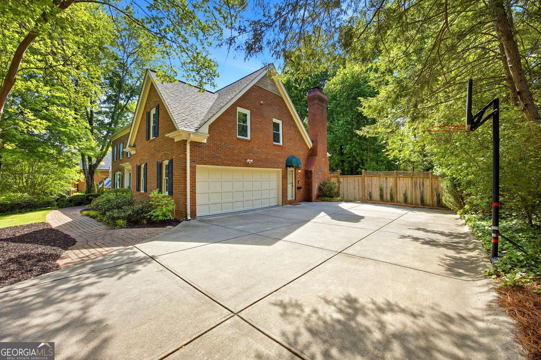 House in Atlanta, Georgia, United States 4 - 18496829
