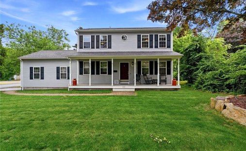 House in South Kingstown, Rhode Island, United States 1