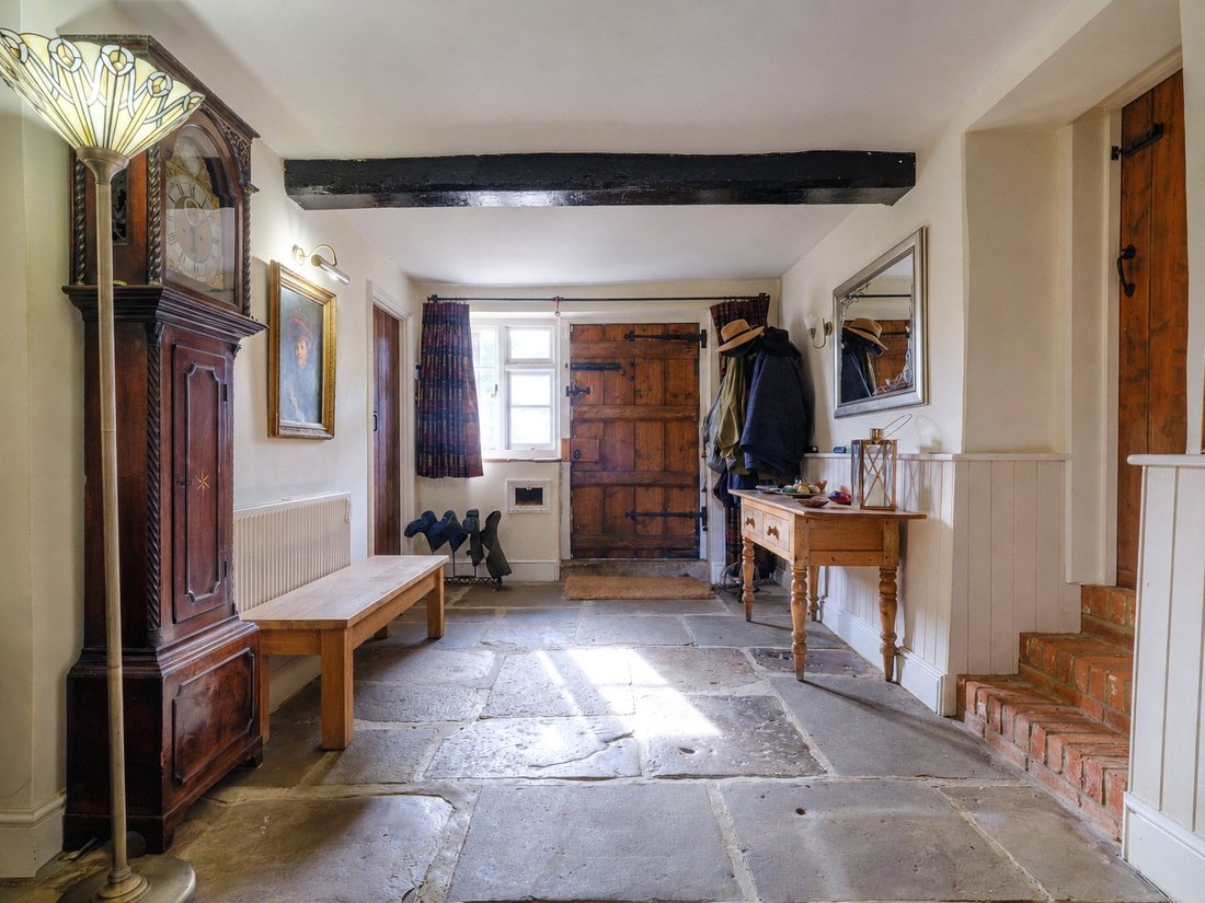 House in Swindon, England 3 - 18496898