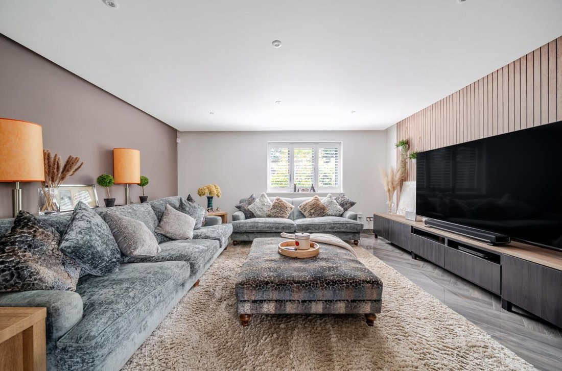 House in Leybourne, England 4 - 18496933