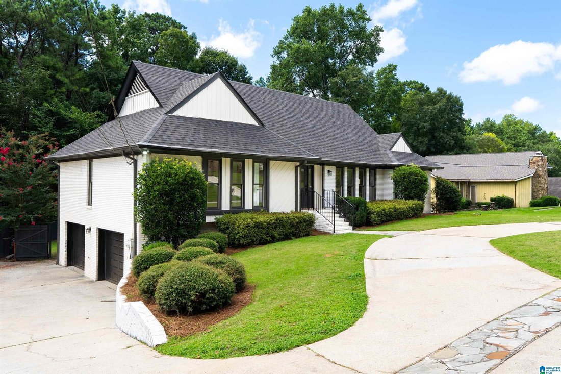House in Hoover, Alabama, United States 2 - 18497362