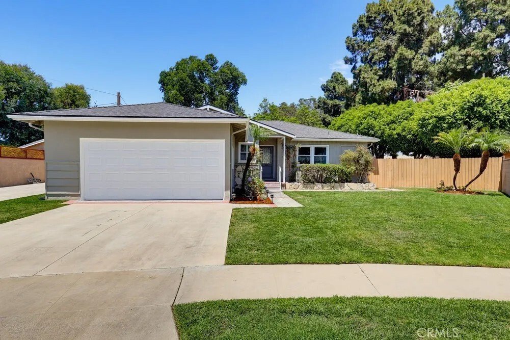 House in Signal Hill, California, United States 2 - 18497108