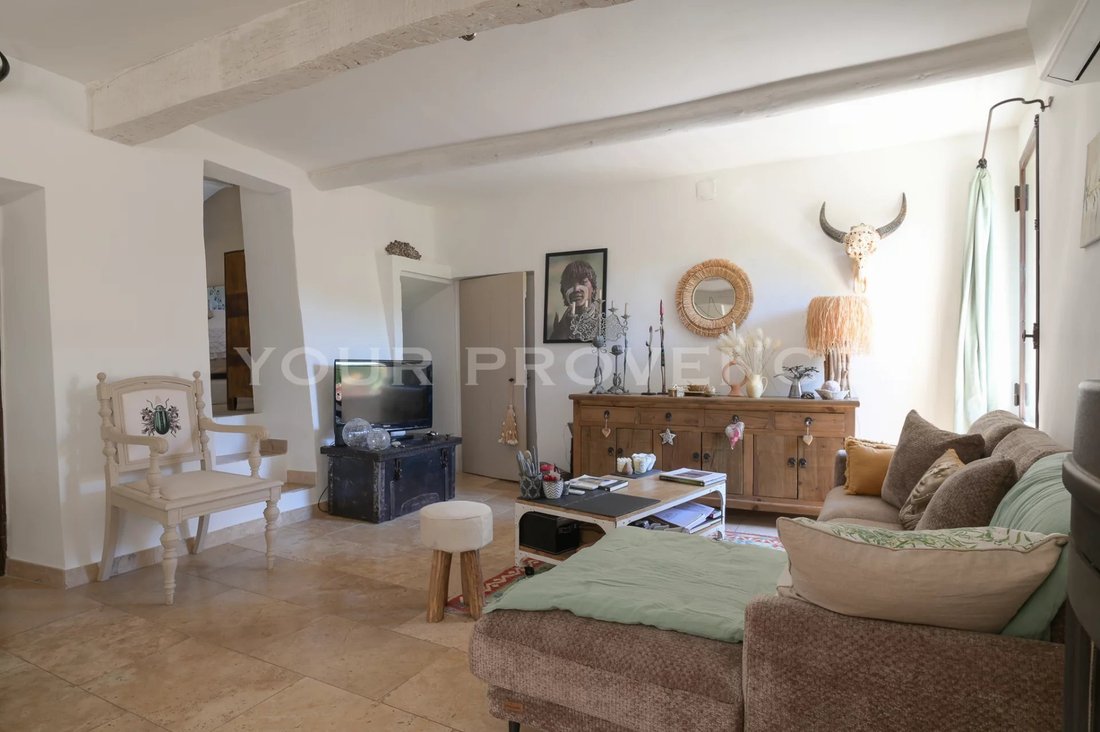 Apartment in Goult, Provence-Alpes-Côte d'Azur, France 3 - 18496987