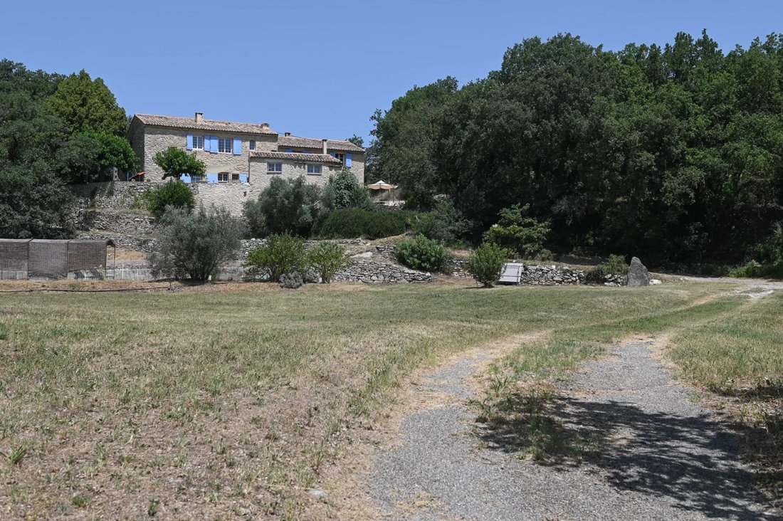 House in Goult, Provence-Alpes-Côte d'Azur, France 1 - 18496982