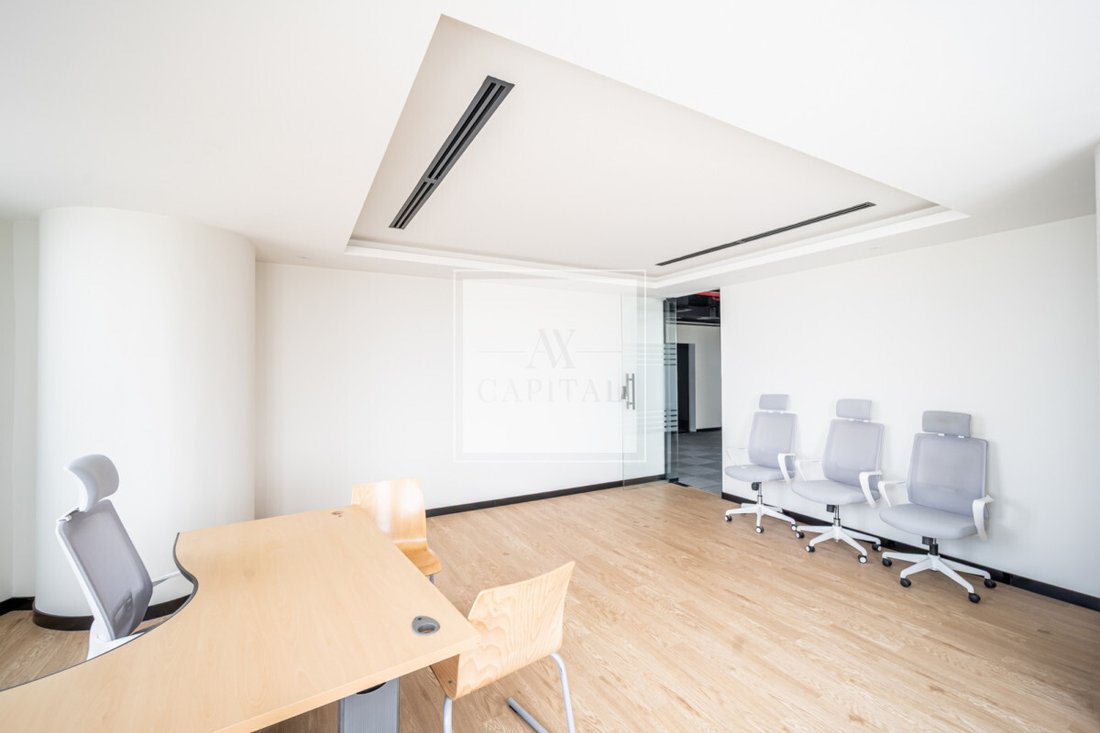 JLT / Jumeirah Lakes Towers, Dubai, United Arab Emirates 4 - 18497547
