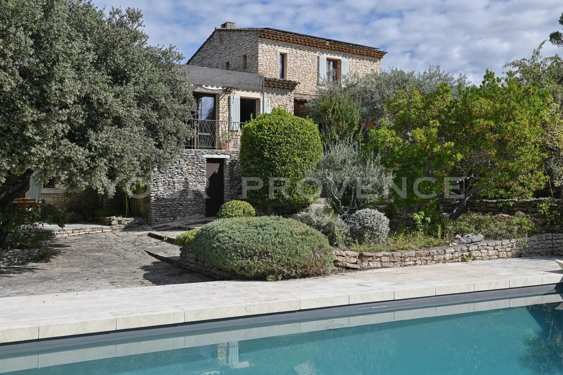 Estate in Goult, Provence-Alpes-Côte d'Azur, France 2 - 18496855
