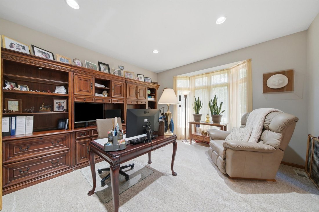 House in Wauconda, Illinois, United States 4 - 18496947