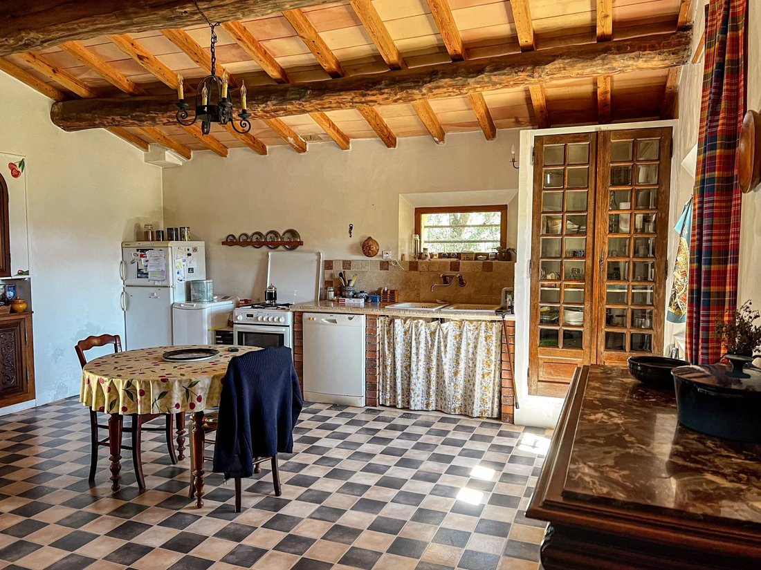 House in Bonnieux, Provence-Alpes-Côte d'Azur, France 5 - 18496969