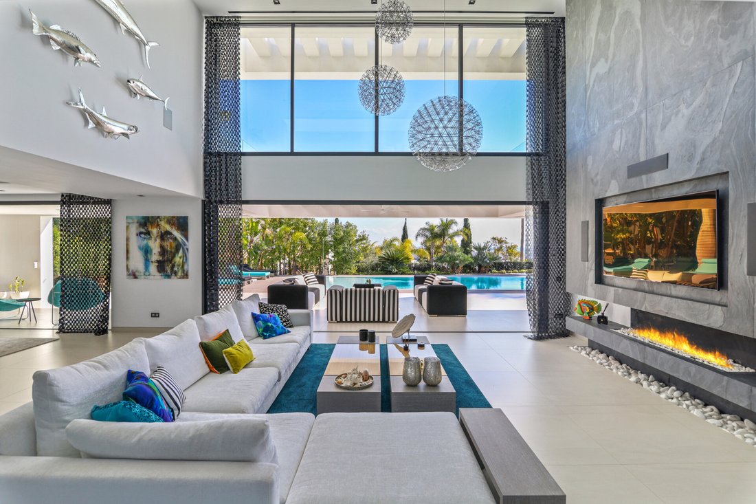 Villa in Benahavis, Andalusia, Spain 3 - 18497658