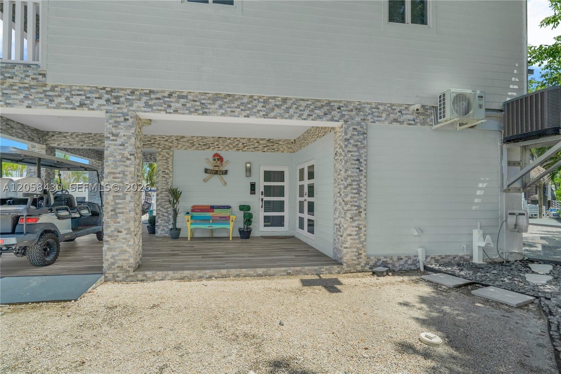 House in Key Colony Beach, Florida, United States 2 - 18497032