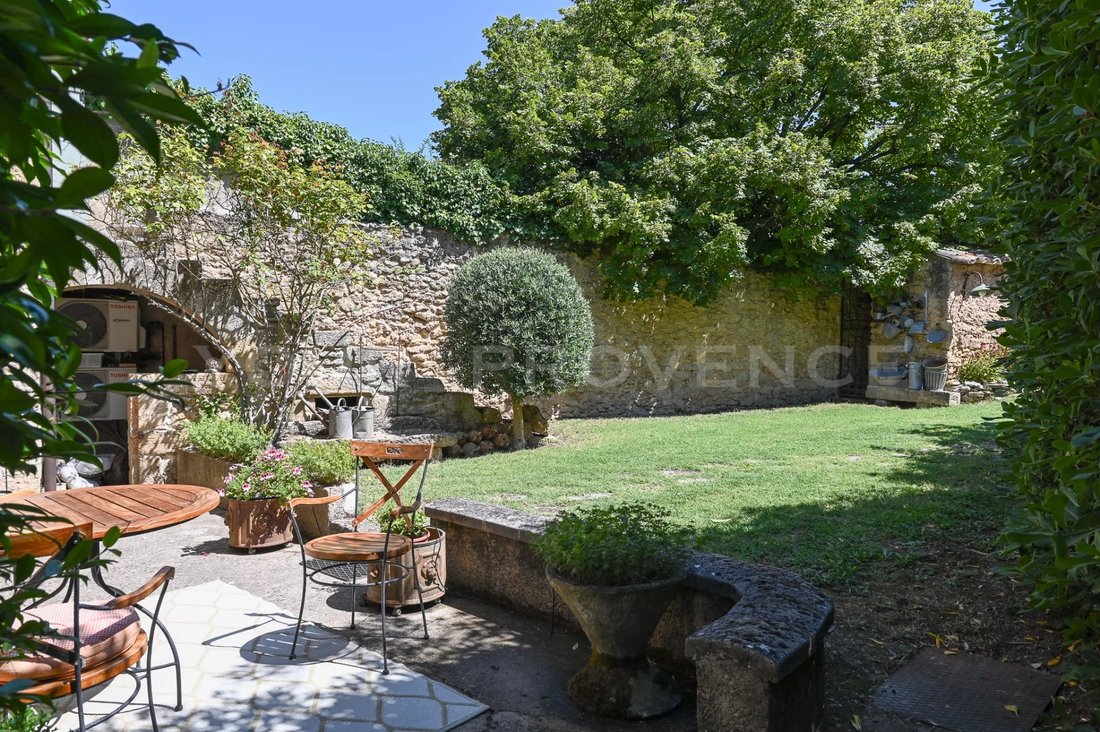 House in Taillades, Provence-Alpes-Côte d'Azur, France 3 - 18496905