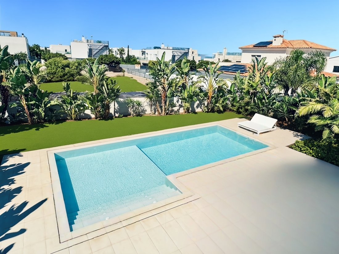 Villa in Llucmajor, Balearic Islands, Spain 4 - 18498564
