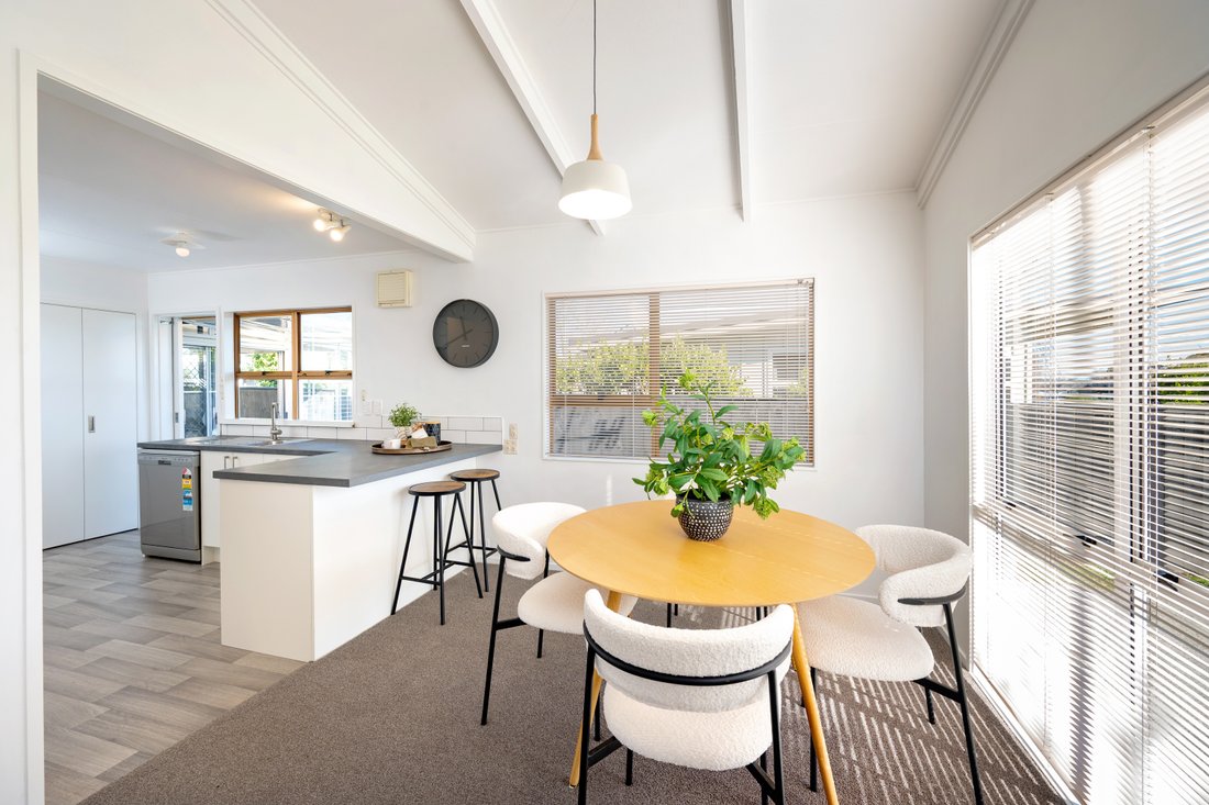 Townhouse in Havelock North, Hawke's Bay, New Zealand 5 - 18497725