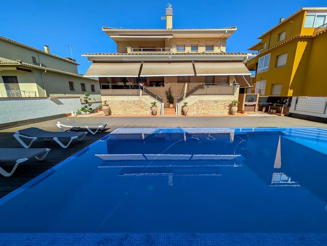 Chalet in Banyoles (District), Banyoles, Spain 3 - 18497848